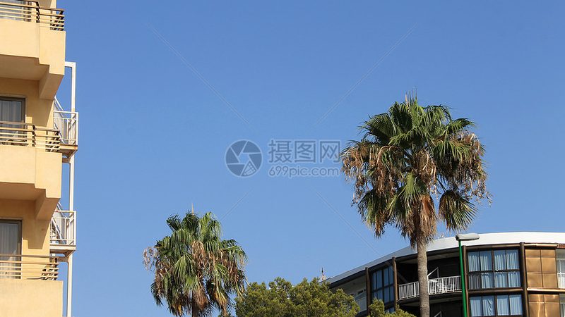 研学旅行基地通常具备以下特点：